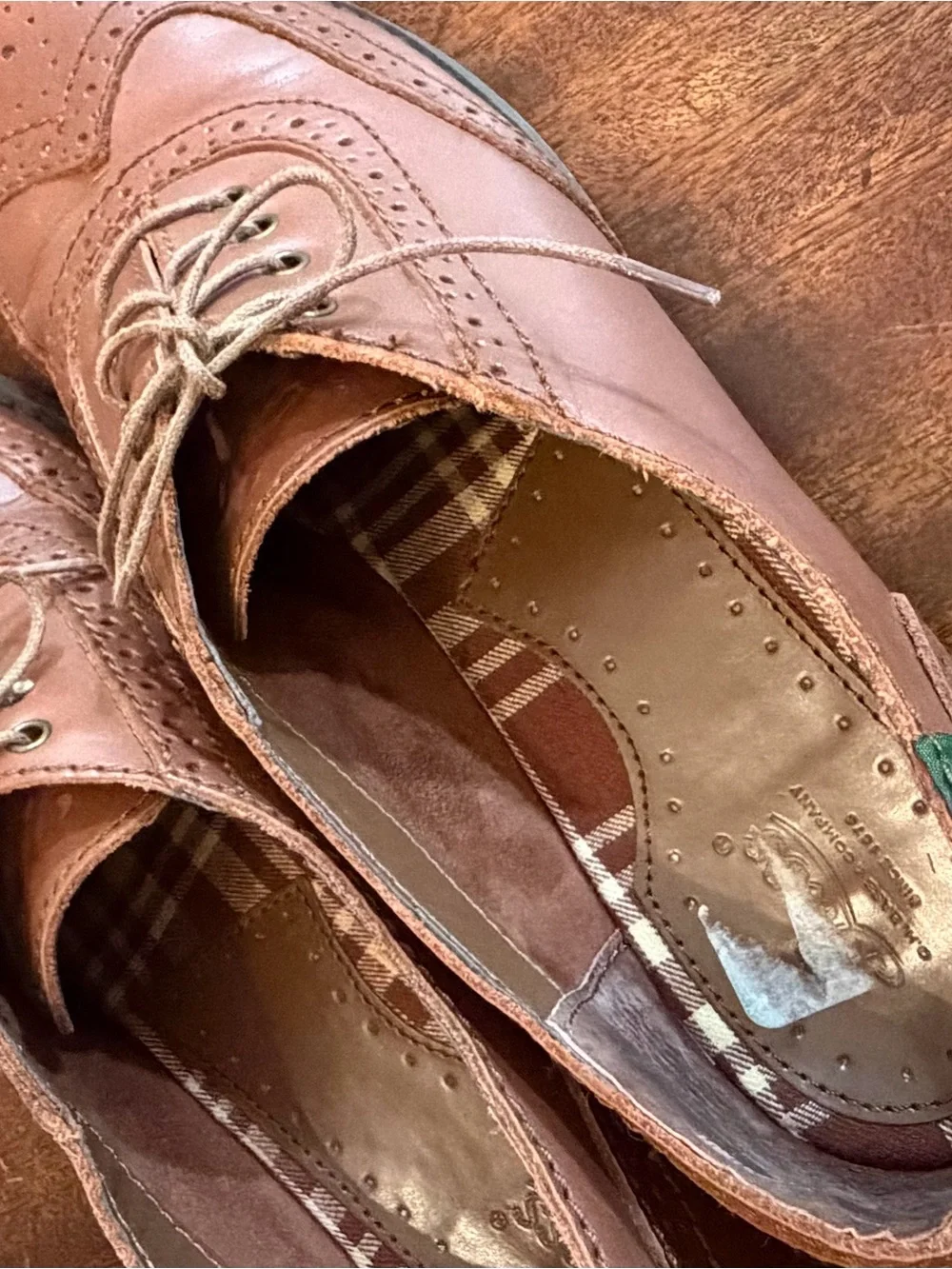 G.H. Bass Leather Wingtip Oxfords Vintage Brown Brogue Lace Up Shoes Women's 8.5